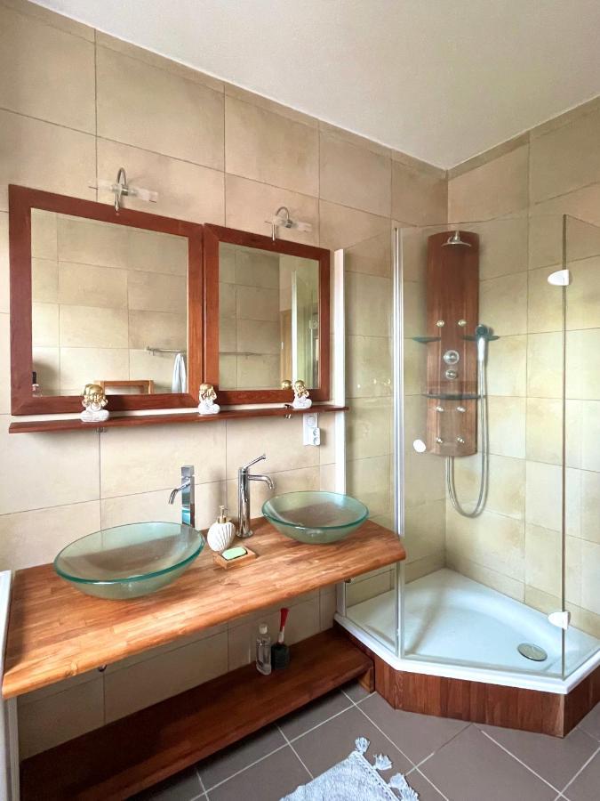 Appartement Mb - Logement 3 Chambres - ดราเก ภายนอก รูปภาพ