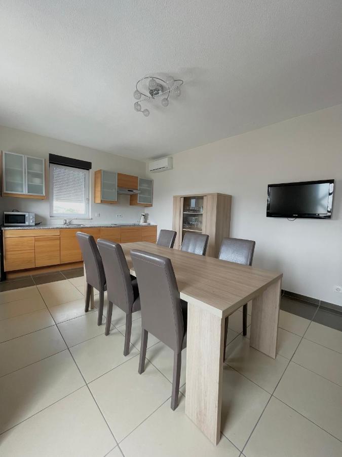 Appartement Mb - Logement 3 Chambres - ดราเก ภายนอก รูปภาพ